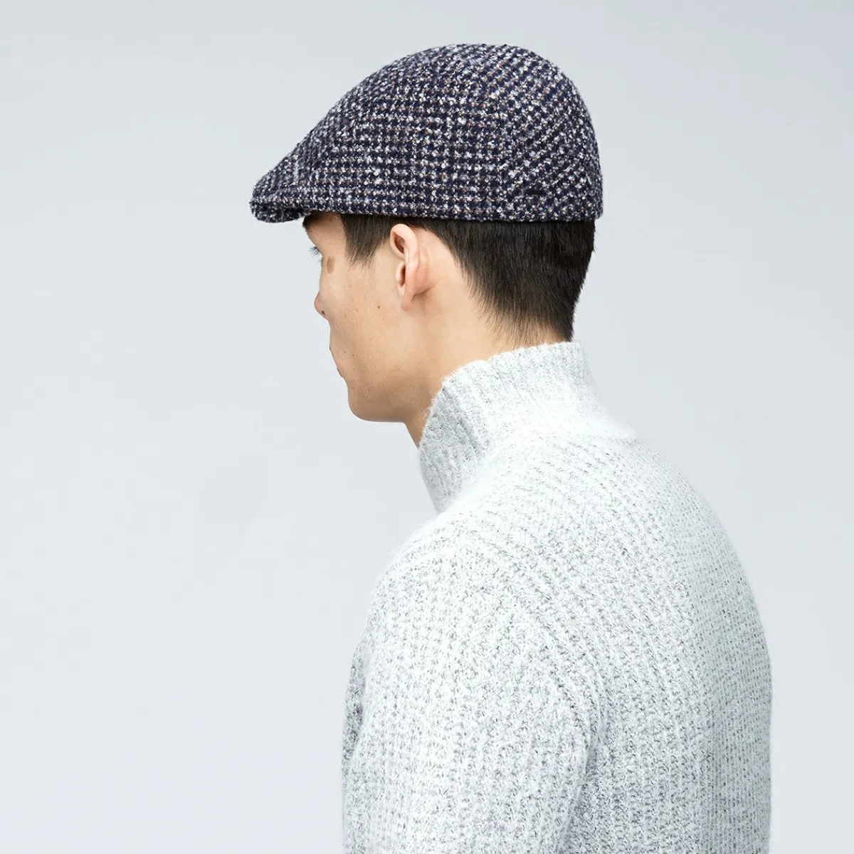 Hot Harwood Ivy & Flat Caps