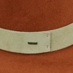 Sale Niles - Limited Edition Fur Felt